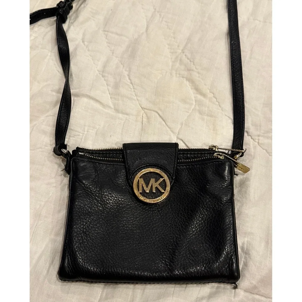 Michael Kors Fulton Crossbody Bag Black Pebbled Leather Gold MK Logo Small Purse